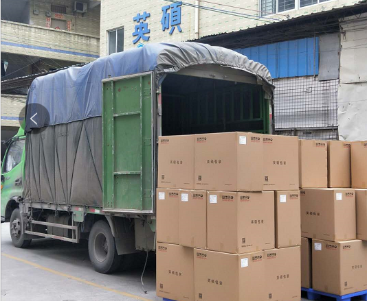 英硕包装穿刺器吸塑盒出货